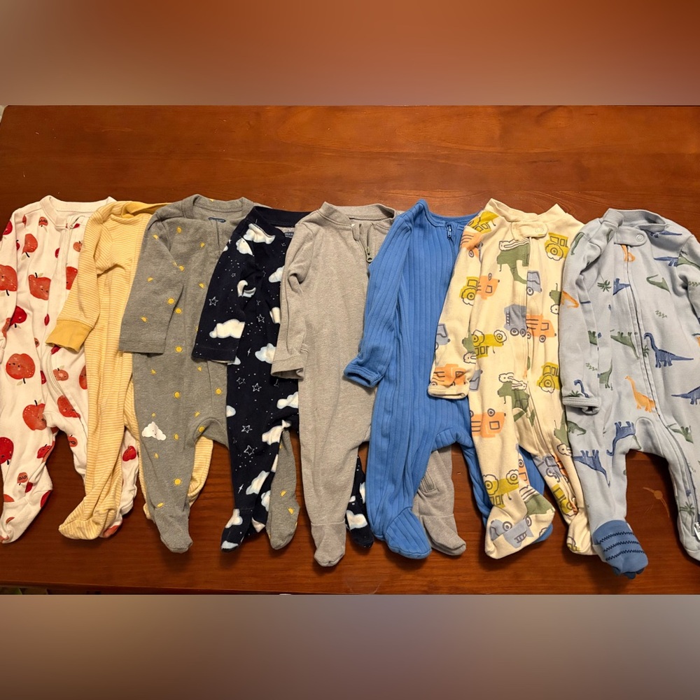 Bundle of 8 Footie Sleepers